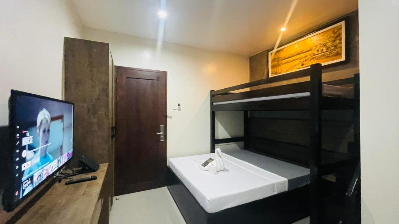 A&E Apartelle Bacolod Eksteriør billede